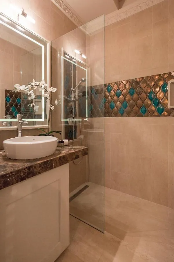 Danube Dream Home In The Absolute Center Budapest